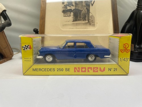 Ancienne rare norev plastique - ancienne,