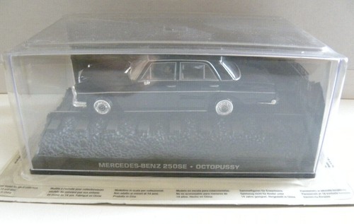 James bond 007 mercedes - ,